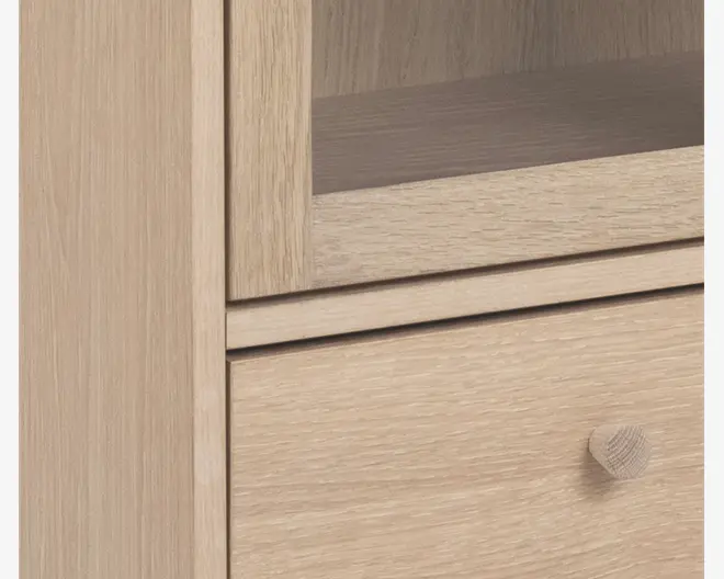 Vitrine Aston i hvidolieret fineret eg