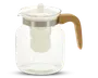 Klar glaskande med bred cylindrisk krop og flad bund, udstyret med et aftageligt finmasket filter til løse teblade. Låget er hvidt med en central knop for nem løftning, og håndtaget er lavet af lyst træ, ergonomisk formet for et behageligt greb. Kanten er forstærket med et bånd af rustfrit stål for ekstra holdbarhed.