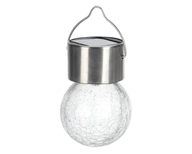 Hængende lampe med rund pære af krakeleret glas og top i børstet rustfrit stål. Toppen har indbygget solcellepanel og et metalhåndtag, der gør det nemt at hænge lampen op. Glasset har en dekorativ, krakeleret overflade.