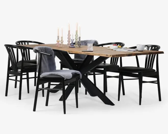 Spisebordsstol i sortlakeret bøg