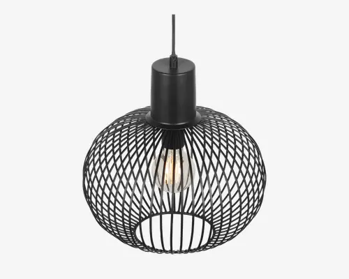 Hængelampe med kugleformet, åbent burdesign lavet af sorte metaltråde. Trådene er jævnt fordelt og giver et moderne, let udtryk, hvor pæren er synlig fra alle vinkler. Lampen har en mat sort finish og en central fatning til en standardpære. Den øverste del er cylindrisk og går glidende over i ophængssnoren.