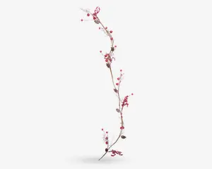 En elegant, buet hårsmykke dekoreret med klynger af små lyserøde krystaller og perler, som er arrangeret langs en tynd, guldfarvet tråd. Smykket har flere grene med blomsterdetaljer, hvilket giver et romantisk og raffineret udtryk, der passer til bryllup eller festlige frisurer.