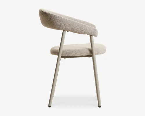 Spisebordsstol med armlæn i beige