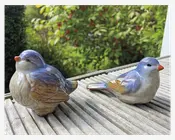 Keramik fugl sand/blå H.10 cm