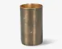 En kort, cylindrisk metalskål med mat sølvfarvet yderside og gylden inderside, vist med en let ujævn overkant og et enkelt åbent design.