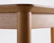 Spisebord i fineret eg 100 x 200 cm