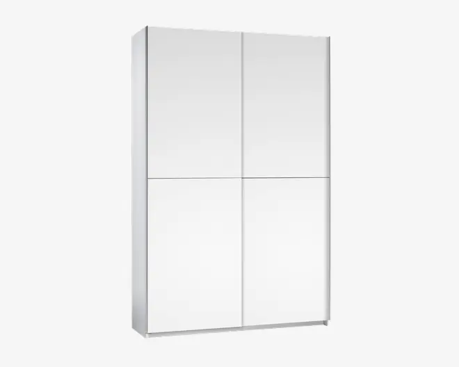 Høj, rektangulær opbevaringsenhed med en glat, blank hvid overflade. Har fire store, flade frontpaneler arrangeret i et 2x2 gitter, hvilket giver et moderne og minimalistisk udtryk. Kanterne er skarpe og rene uden synlige greb eller beslag, hvilket antyder et push-to-open system.