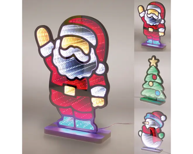 Fritstående juledekoration med 3D-illusionseffekt og klare, flerfarvede LED-lys. Hovedfiguren er en vinkende julemand med hvidt skæg, rød dragt og sort bælte, stående på en lilla fod. LED-lysene skaber en glødende, lagdelt effekt, der fremhæver detaljer som hue, støvler og handsker. Yderligere billeder viser lignende dekorationer formet som et juletræ med pynt og stjerne samt en snemand med halstørklæde og hue. Hver figur er omkranset af stærke lys og står på en solid fod, velegnet til indendørs brug.