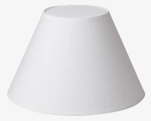 En enkel, hvid lampeskærm med klassisk konisk form. Overfladen er glat og uden dekoration, hvilket giver et minimalistisk og alsidigt udtryk, der passer til forskellige lampestativer og indretninger.