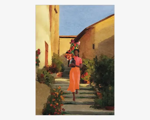 En kvinde går op ad stentrapper i et udendørs miljø, omgivet af frodige grønne planter og farverige blomster i terrakottakrukker. Hun har en lys pink bluse og en orange nederdel på og bærer en lille hund i armene. Scenen er badet i varmt sollys med gule og beige bygninger på begge sider og en klar blå himmel over.