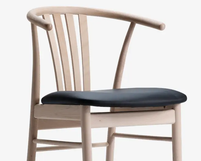 Spisebordsstol i massiv ubehandlet bøg