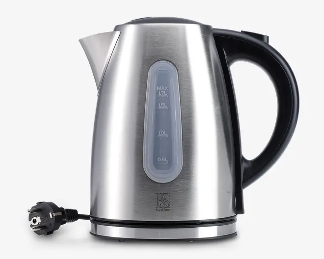 Elektrisk kedel i rustfrit stål med sort håndtag og bund. Har en gennemsigtig vandstandsmåler på siden, markeret med måleenheder fra 0,5L til 1,7L. Kanden har en bred tud for nem påfyldning og en aftagelig ledning for ekstra bekvemmelighed.