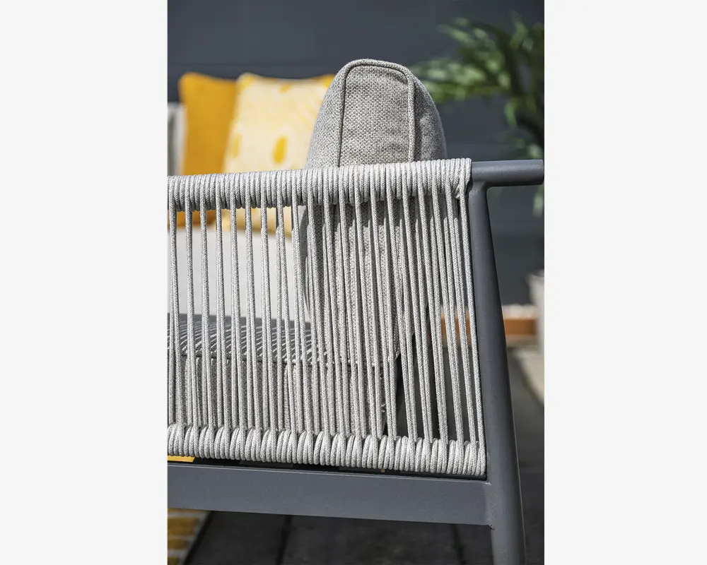 Hjørnesofa med bord
