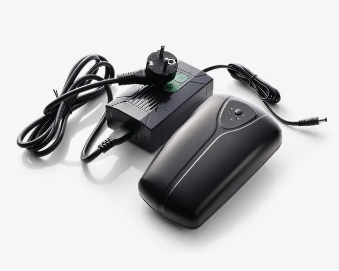 Drejestol m/indbygget skammel og 0-gravity