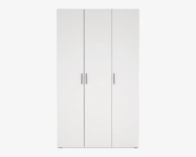 Høj, tredørs enhed med en glat, mat hvid overflade. Hver dør har et enkelt, lige sølvhåndtag placeret lodret i midten. Designet er minimalistisk og moderne med rene linjer og uden synlige hængsler eller dekorative elementer.