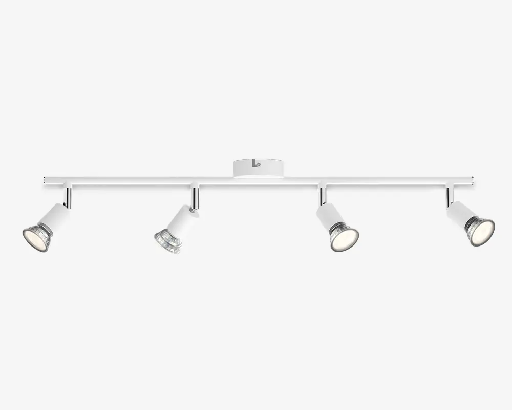 Moderne loftmonteret skinnebelysning med fire justerbare cylindriske spotlys i mat hvid finish. Hvert spotlys kan vinkles individuelt for at rette lyset efter behov. Lampen har et slankt, minimalistisk design med en lige stang og en central monteringsplade.