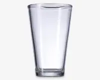 Klar, cylindrisk drikkebeholdere med let konisk form, bredere foroven og smallere forneden. Fremstillet af gennemsigtigt glas med glat overflade og en tyk, solid bund for stabilitet. Randen er afrundet for behagelig drikning.