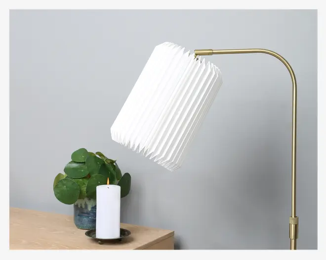 Peak Gulvlampe Plast Messing H.145 cm