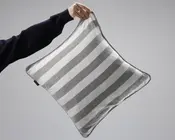 Pude brede striber grøn/hvid 50x50 cm 