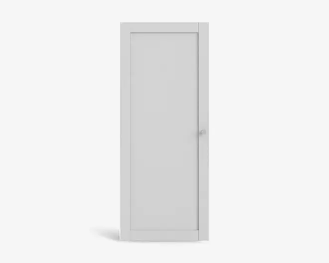 En enkel, hvid dør med et rektangulært design. Døren har en flad overflade med et let forsænket midterpanel og en glat finish. Kanterne er lige, og der er et lille, rundt dørhåndtag i højre side, hvilket indikerer, at døren åbner fra venstre. Stilen er moderne og minimalistisk.