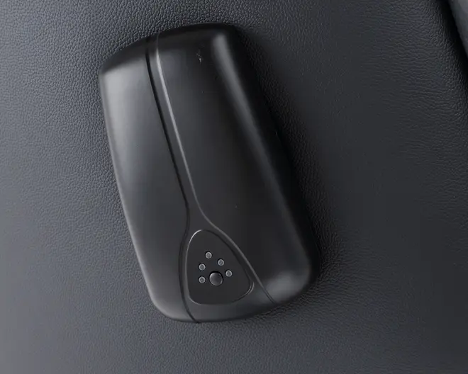 Drejestol m/indbygget skammel og 0-gravity