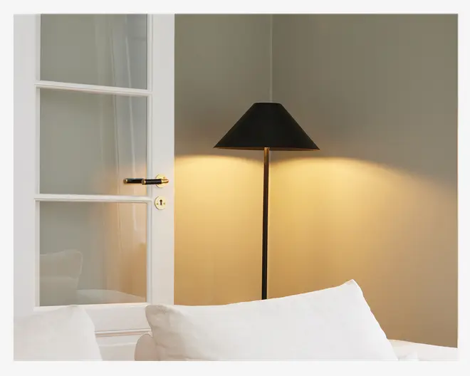 Gulvlampe Hygge sort H. 140 cm