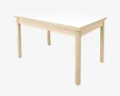 Rektangulært bord med en glat, hvid bordplade og lyse træben samt ramme. Designet er enkelt og moderne med lige ben og rene linjer. Bordet ser robust ud og egner sig til forskellige formål som spisning, arbejde eller studier.