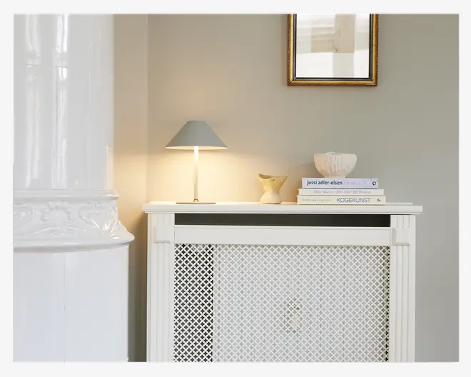 Bordlampe Hygge grå H. 25 cm