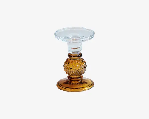 En dekorativ glas holder med en klar, bred top og bund samt en tekstureret, ravfarvet midtersektion med diamantmønster. Designet kombinerer glatte og facetslebne glaselementer for et elegant, vintage-inspireret udtryk.