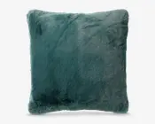 Firkantet teal kunstpels-pude med blød, luftig tekstur og let afrundede kanter.