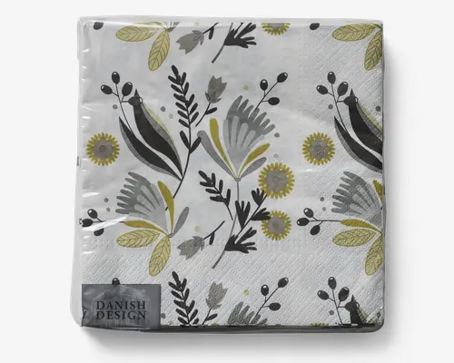 Kvadratisk serviet med skandinavisk-inspireret blomstermønster i afdæmpede nuancer af grå, sort, olivengrøn og gul. Designet viser stiliserede blade, blomster og bær på hvid baggrund. Servietten har en diskret præget struktur og et lille mærke i hjørnet med teksten 'Danish Design.'