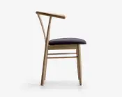 Spisebordsstol i massiv eg