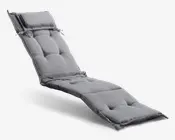 Tykt, polstret hynde i en neutral grå farve, designet til at passe på en liggestol. Hynden har kviltede sektioner for ekstra komfort og støtte, med syninger der adskiller hoved-, ryg-, sæde- og benområderne. Der er stofsnore i siderne til fastgørelse på stolen samt en aftagelig hovedpude for ekstra nakkestøtte.