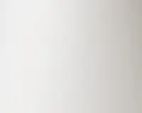 Glat, mat hvid overflade med en diskret gradient fra venstre mod højre, hvilket giver et rent og minimalistisk udtryk. Ingen synlig tekstur, mønstre eller markeringer.