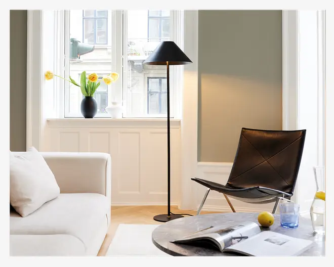 Gulvlampe Hygge sort H. 140 cm