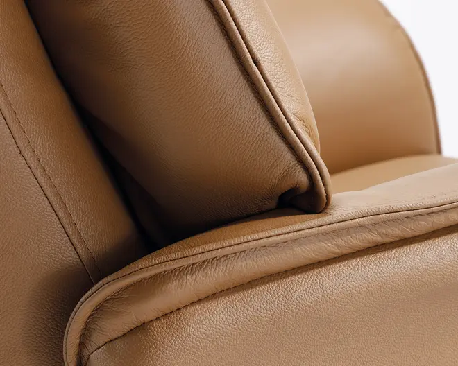 Stol m/indbygget skammel og løftefunktion