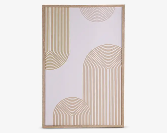 Rektangulært kunstværk med et minimalistisk design, hvor buede, parallelle beige linjer danner halvcirkler og bueformer på en hvid baggrund. Værket er indrammet med en lys træramme, hvilket giver et moderne og rent udtryk.