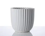 Urtepotteskjuler Nobel hvid 17x18 cm 