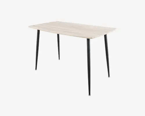 Rektangulært bord med bordplade i lyst trælook og fire slanke, skråtstillede ben i kromfinish. Designet er minimalistisk og moderne med en glat overflade og rene linjer, velegnet til både spise-, kontor- eller studiebrug.