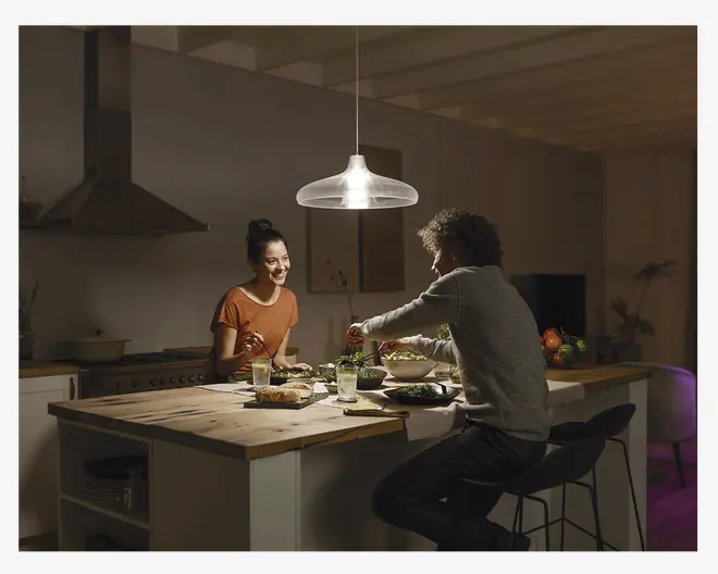 Philips Hue Pære Classic Standard