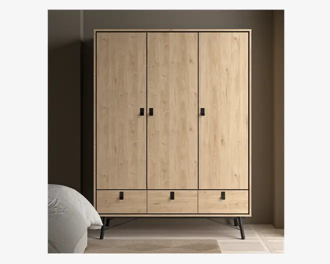 Garderobeskab Ry m. 3 låger og 3 skuffer