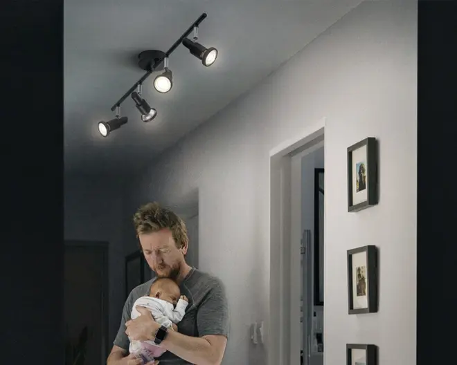 Spot 4xGU10 sort L.68,4 cm