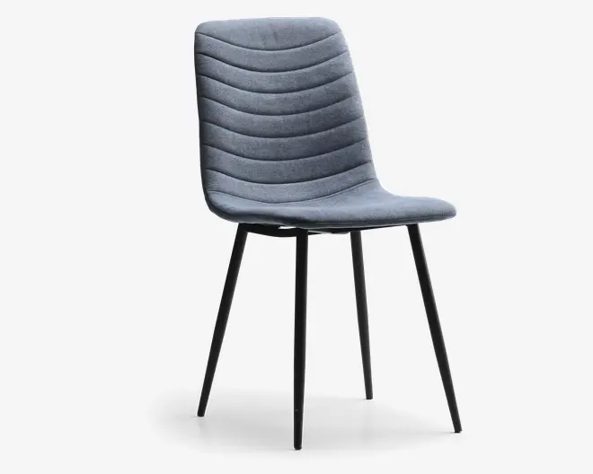 Spisebordsstol i blåt møbelstof