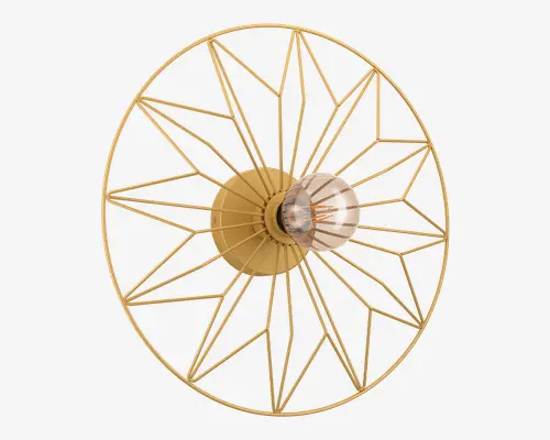 Væghængt lampe med en stor cirkulær ramme af guldfarvet metal, der har geometriske, stjerneformede mønstre. Midten har en enkelt synlig pære, omgivet af en riflet, guldfarvet base. Designet er moderne og dekorativt, velegnet til at tilføje et stilfuldt element til indretningen.