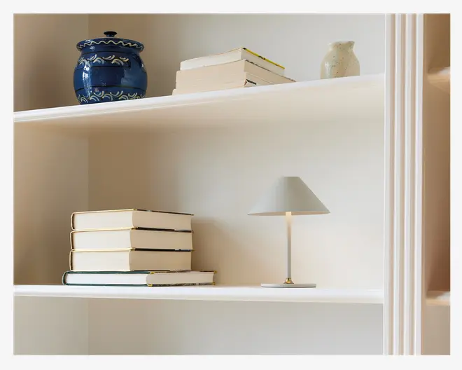 Bordlampe Hygge grå H. 25 cm