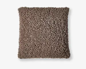 Pude plys brun 50x50 cm 