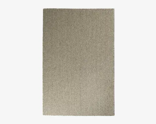 Rektangulært ark med en diskret, fint tekstureret overflade i en neutral beige farve. Materialet har et vævet eller stoflignende mønster, hvilket giver det et blødt og elegant udseende. Kanterne er lige og rene, og det samlede udtryk er minimalistisk og alsidigt til forskellige formål.