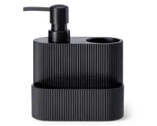 Mat sort organizer i sort med lodret rillet overflade, indbygget pumpe-dispenser, et rundt rum til for eksempel tandbørster og en frontbakke til småting. Moderne, minimalistisk design, der passer til badeværelse eller køkken.