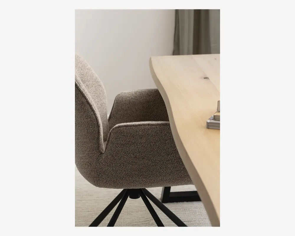 SPISEBORD MALIKA, VILD EGFINER