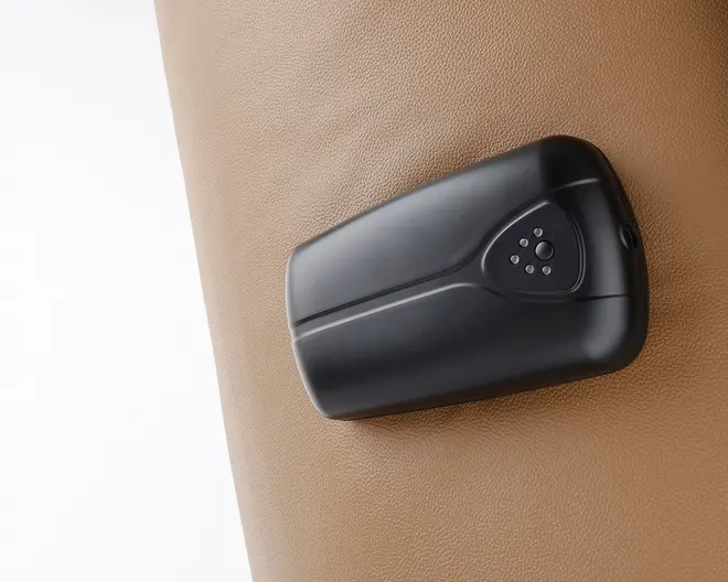 Stol m/indbygget skammel og løftefunktion